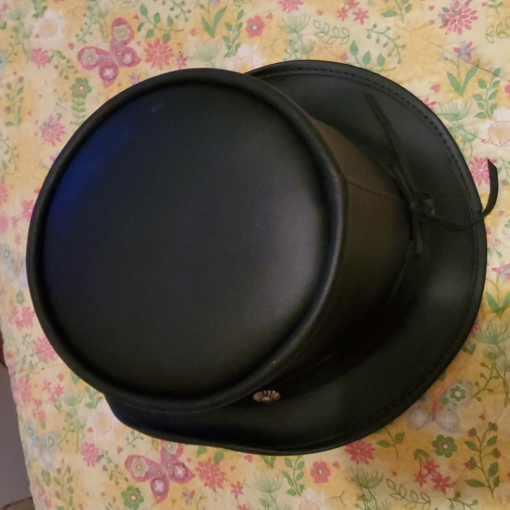 Dimebag leather top hat, limited edition 2021.